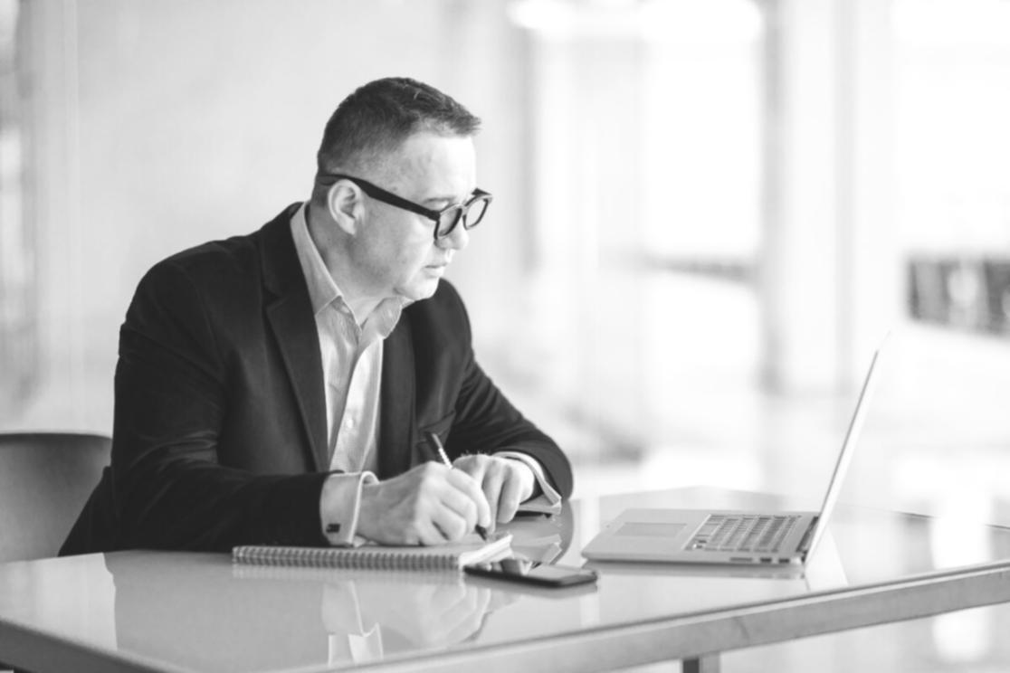 Lernumgebung mit strukturierten Materialien